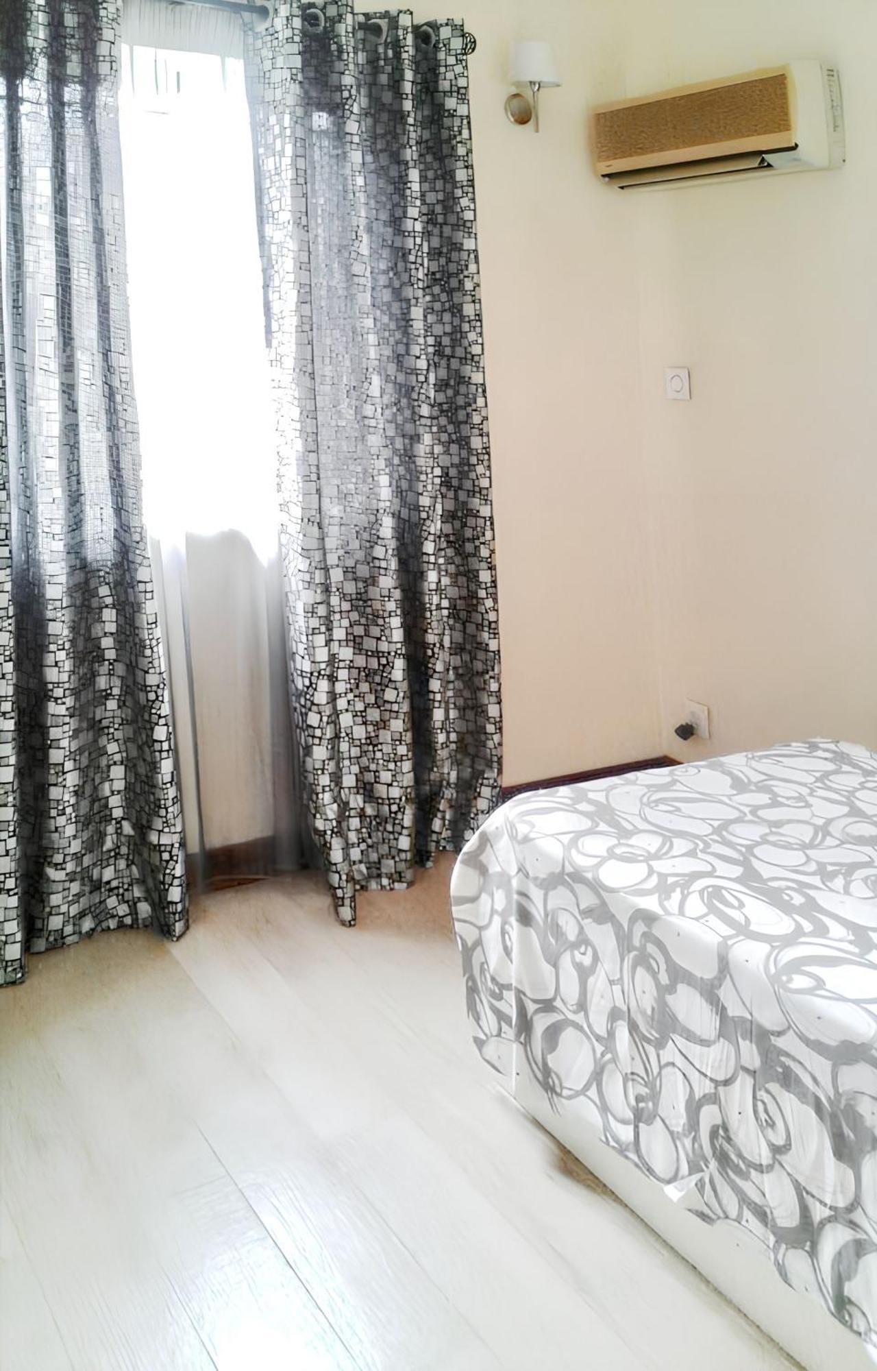 Spacious House In Flic En Flac With Shared Pool المظهر الخارجي الصورة