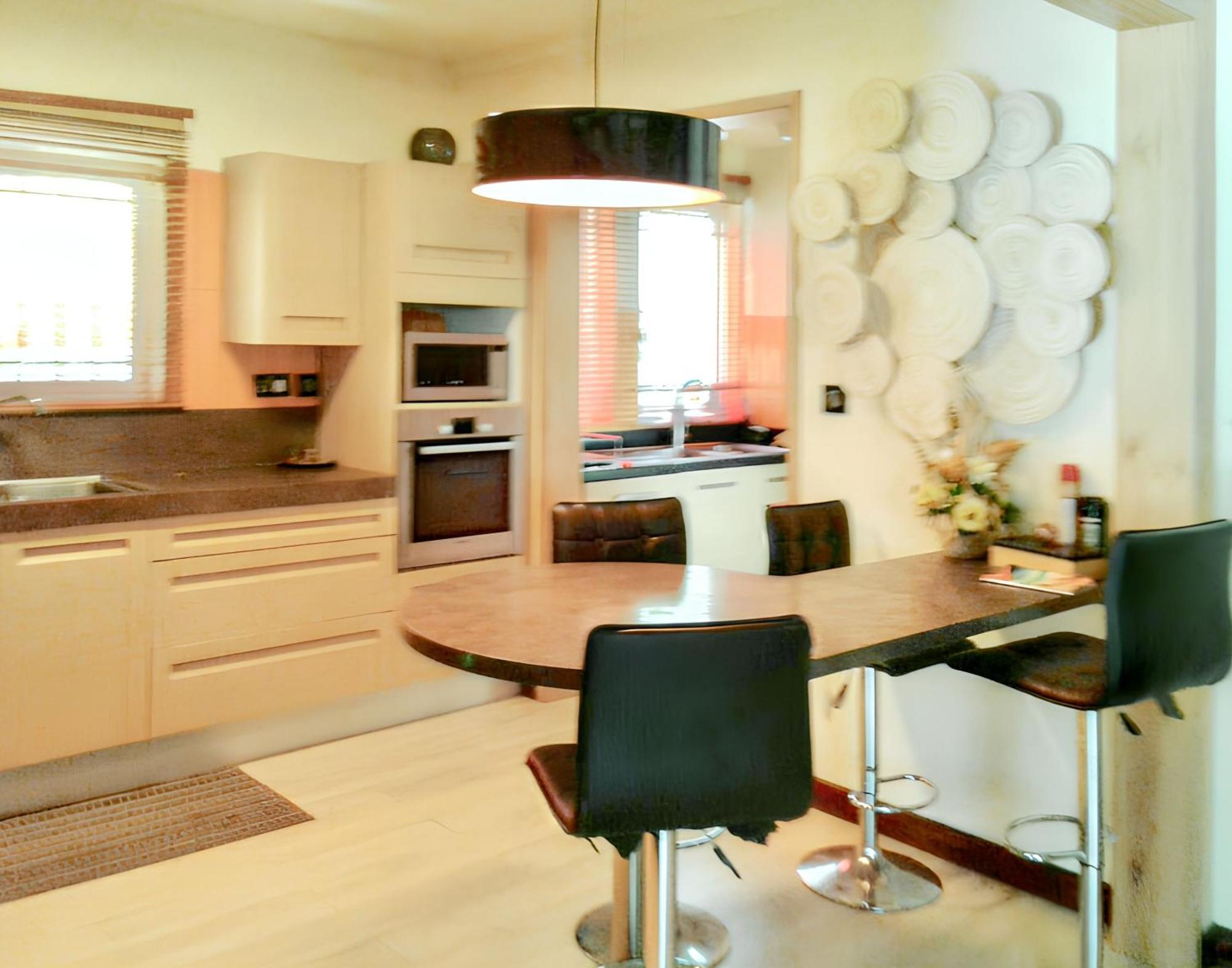 Spacious House In Flic En Flac With Shared Pool المظهر الخارجي الصورة